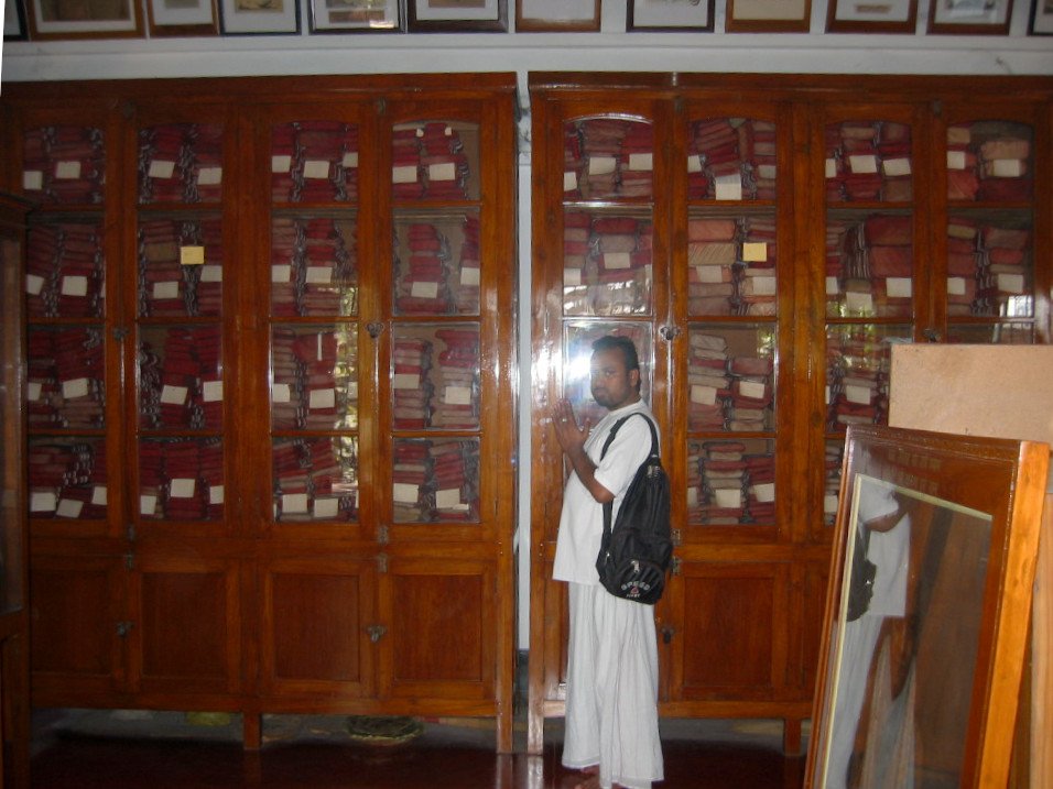  gaura mandal parikrama. 2004.03.13